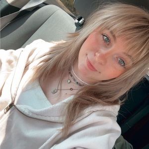 Meet your Posher, Melanie